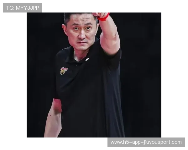 广东男篮核心锋线归位，杜锋力挺：他能带我们回总决赛，广东男篮锋线球员